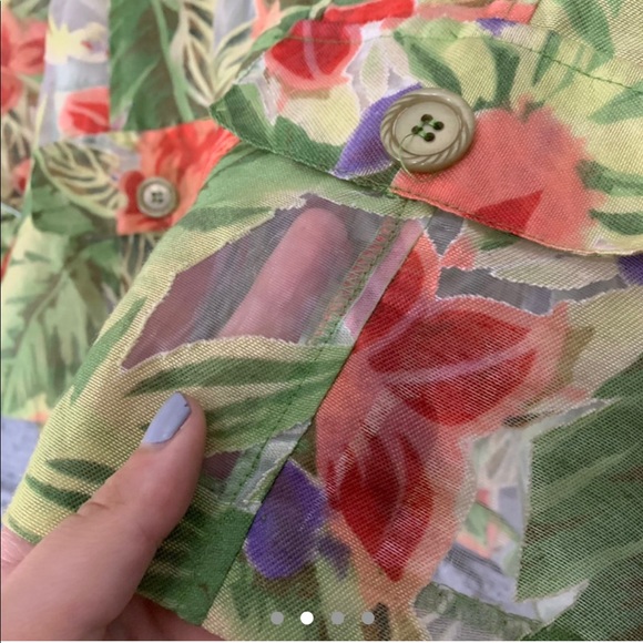 multicoloured floral semi sheer peekaboo button up - Picture 4 of 4